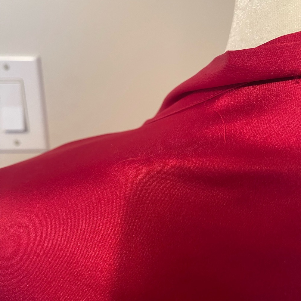 Ruby Red Satin Victoria’s Secret Robe - Picture 5 of 6